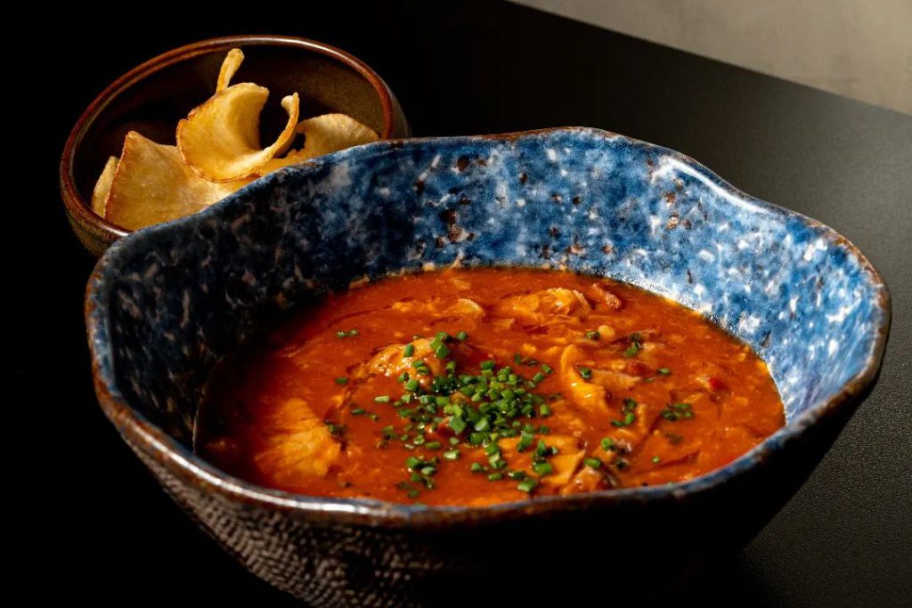 Lo+tradicional+de+toda+la+vida+con+nuestro+toqué!!!callos+con+chips+de+yuka.